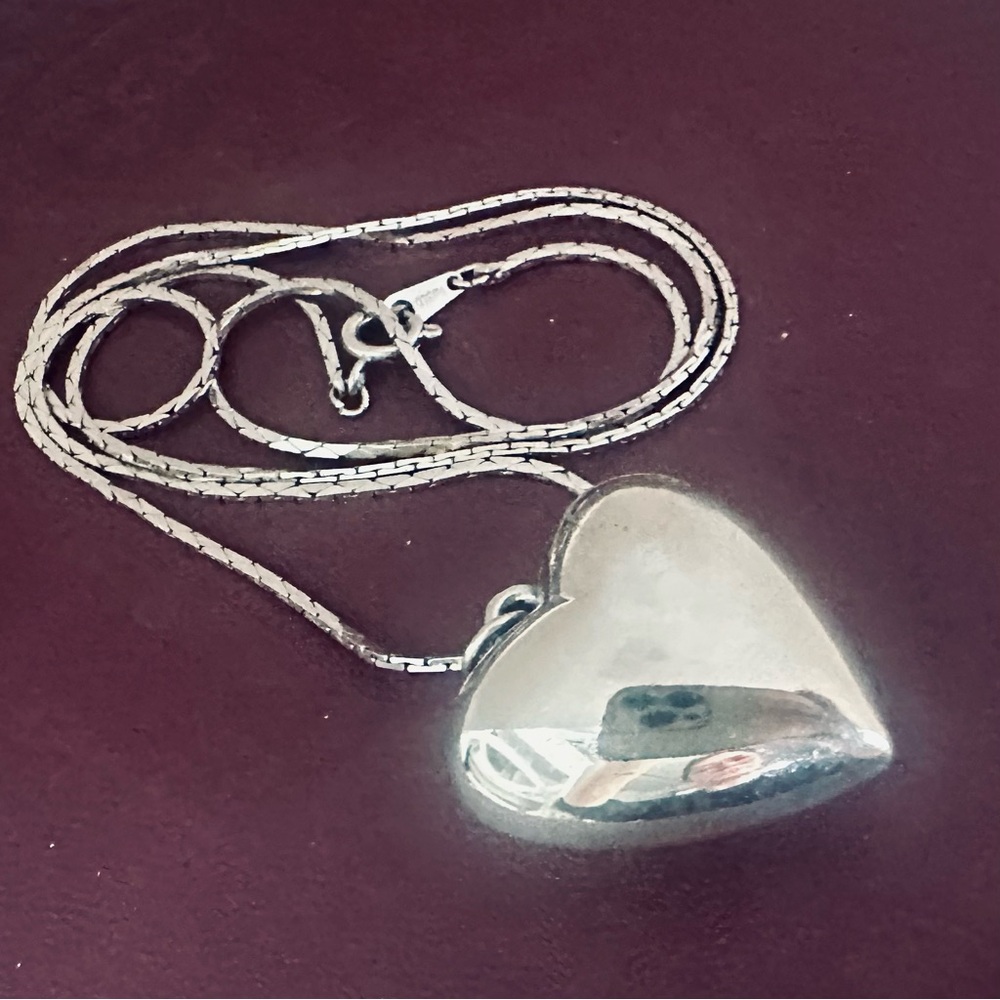 1.25” Bubble Heart Silver-Tone Pendant & Long 22” Chain Necklace - Picture 3 of 12